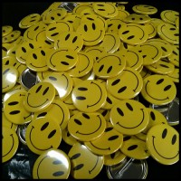 50 Xapes personalitzades 38 mm.